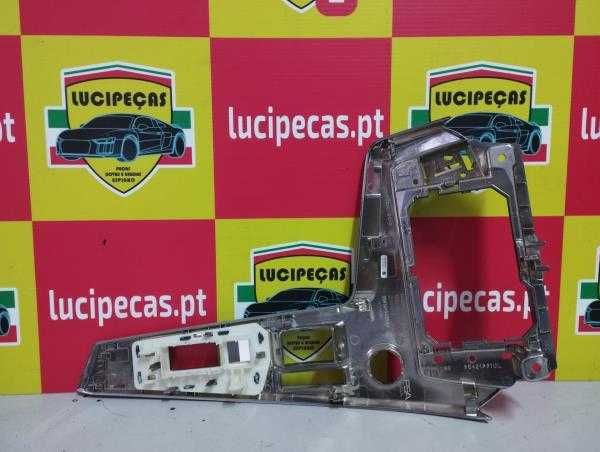 Moldura Rádio Peugeot 308 | 131048