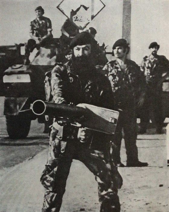 UMA ARMA SECRETA EM ÁFRICA, de Oleg Ignatiev - Moscovo 1981