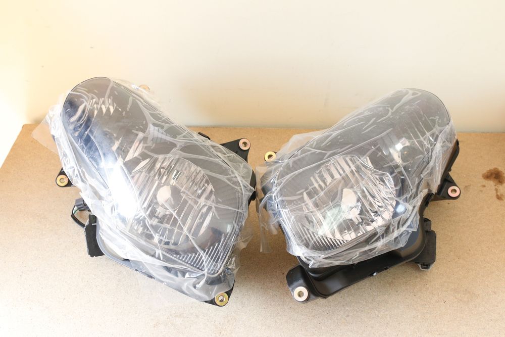 P342 REFLEKTOR LAMPA LAMPY NOWA Ciemny środek 12-17r Honda Goldwing Gl1800