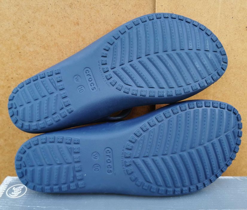 Шльопанці Crocs Kadee босоніжки 40 р Оригінал РІЗНІ ПО ДОВЖИНІ