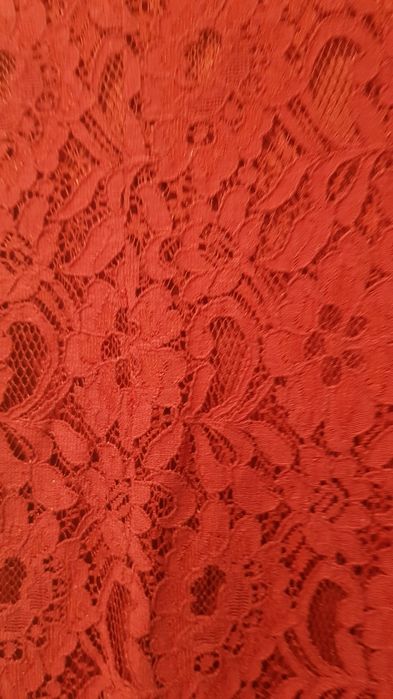 Koronkowa  sukienka  Cubus