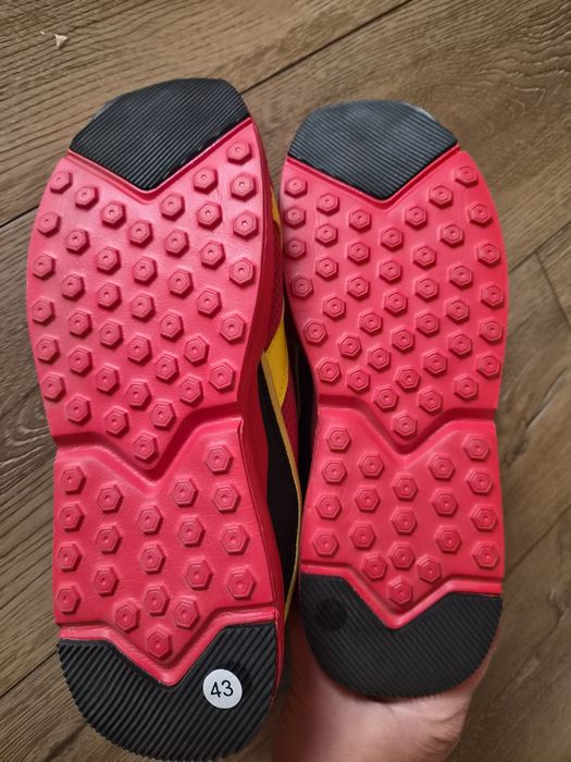 Adidasy Biedronka rozm. 43