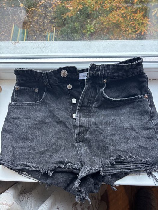 Женские шорты Zara