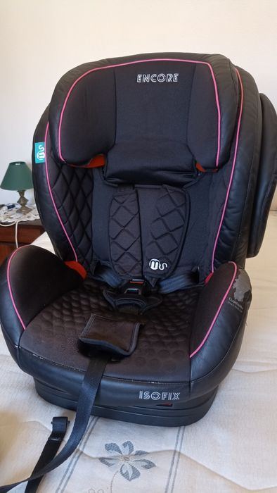 Cadeira auto para criança.