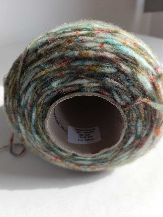 Sprzedam włóczkę dziewiarską 400g na szpulce   FILPUCCI INDASTRIE art. SOFFARAN.