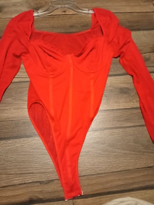 Body damskie piękne