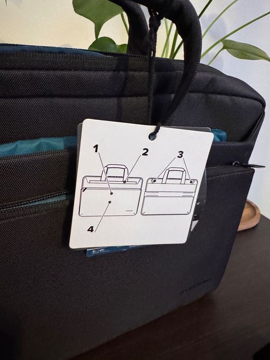 Tucano - torba na laptopa (nowa, z metkami)