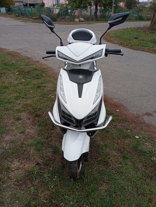 Електроскутер l500