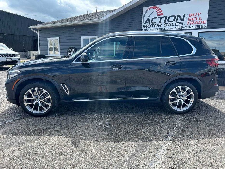 BMW X5 xDrive40i 2023 — современный премиум SUV