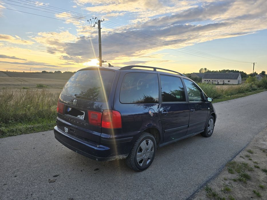 7 osob minivan xenon 6 biegow  1.9tdi 130km ladny zadbany