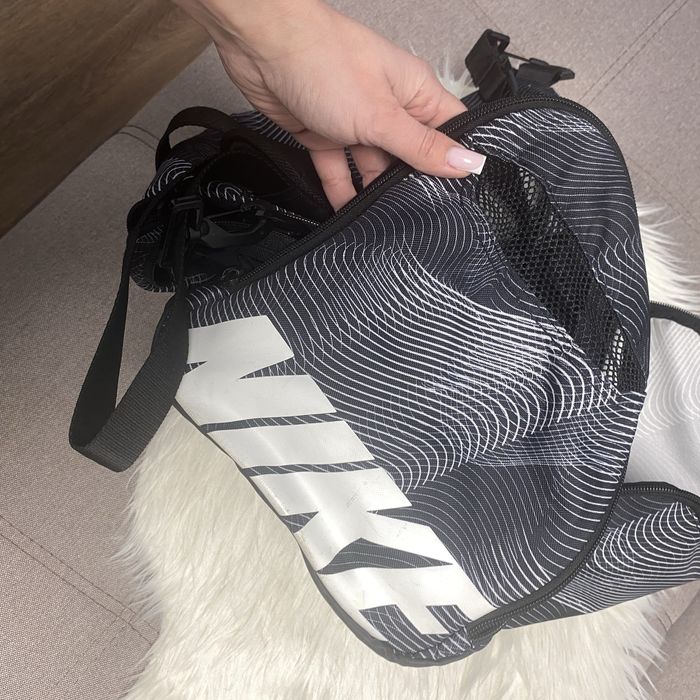 Спортивна сумка nike