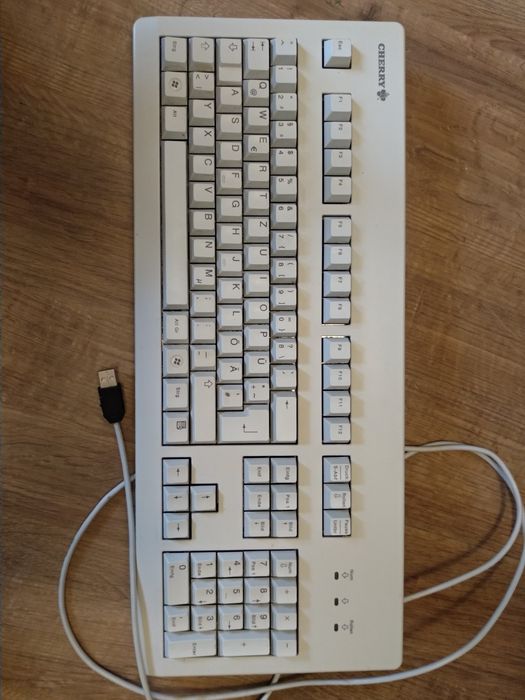 Retro klawiatura mechaniczna Cherry