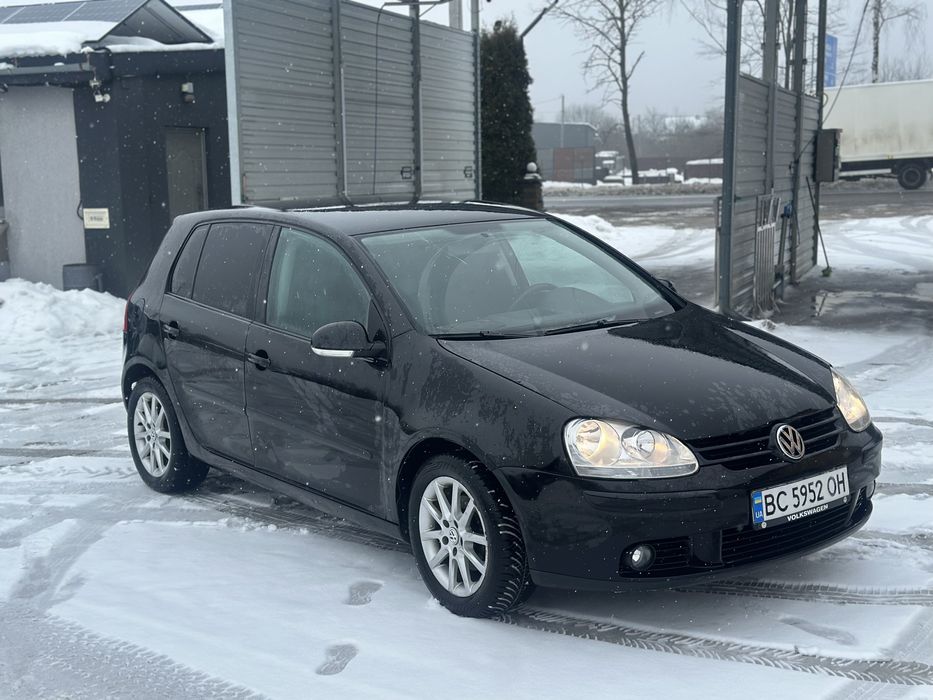 Продам Volkswagen Golf 5