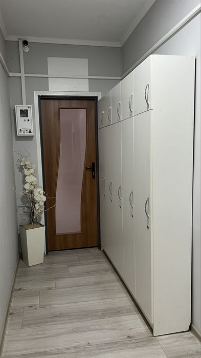 Здається в оренду приміщення вільного призначення площею 17.6 м2