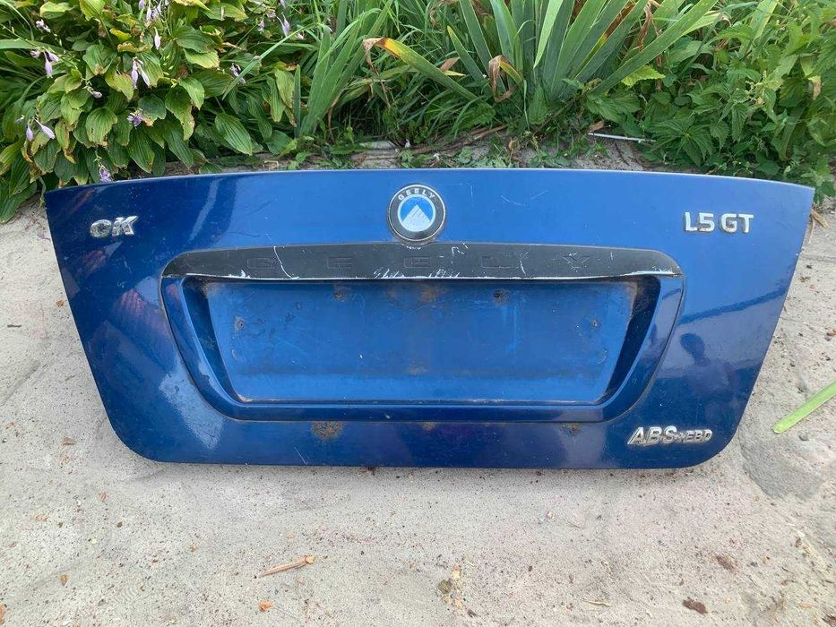 Кришка багажника Geely CK