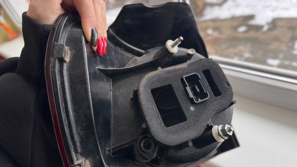 Ліхтар (фонарь) задній правий Volkswagen Golf+ (2005-2009)