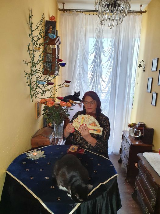Wróżka Jasnowidz Tarocistka Anna Świerczewska Konsultacje