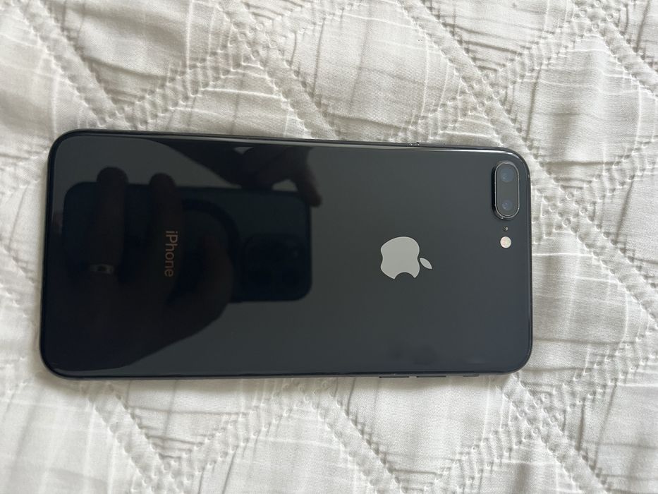Iphone 8 plus 64gb