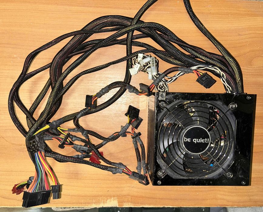 Блок живлення be quiet  BQT E5-600W. Стандарт 80+