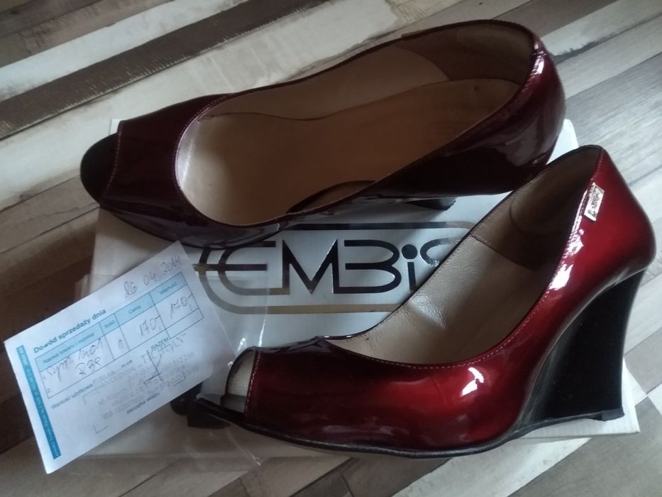 Buty na koturnie Embis roz. 39