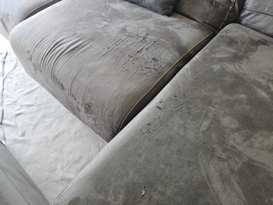 Sofá grande, com 3 chaise longue e arrumação