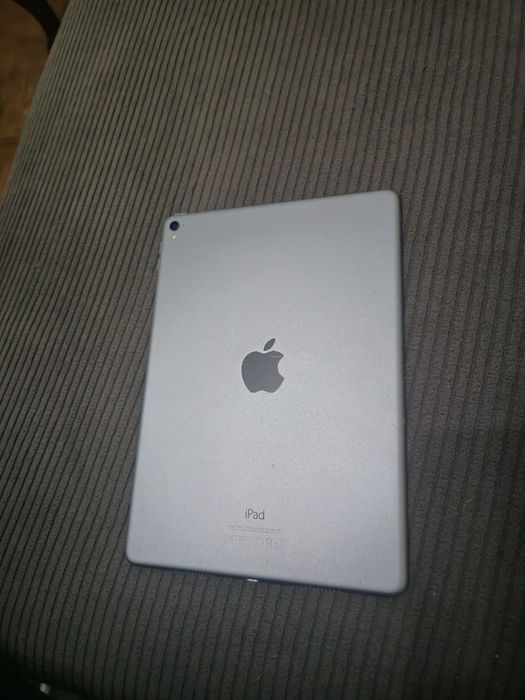 Apple iPad Pro 9.7" 128GB Space Gray with Stylus64552273392642121