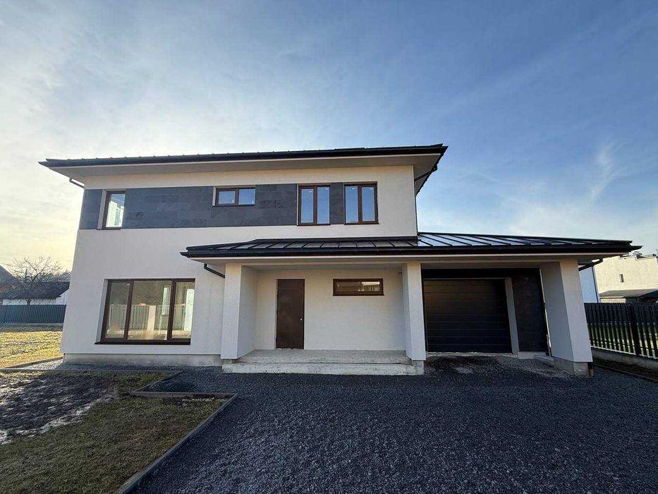 Продаж будинку смт. Брюховичі