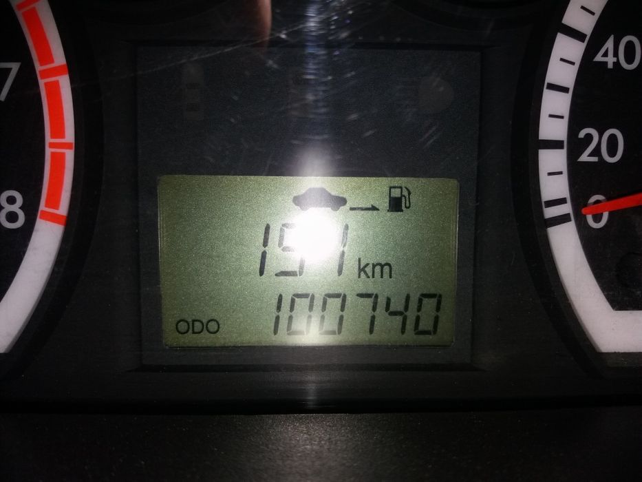 Продам автомобиль авео шевроле 2008 года.