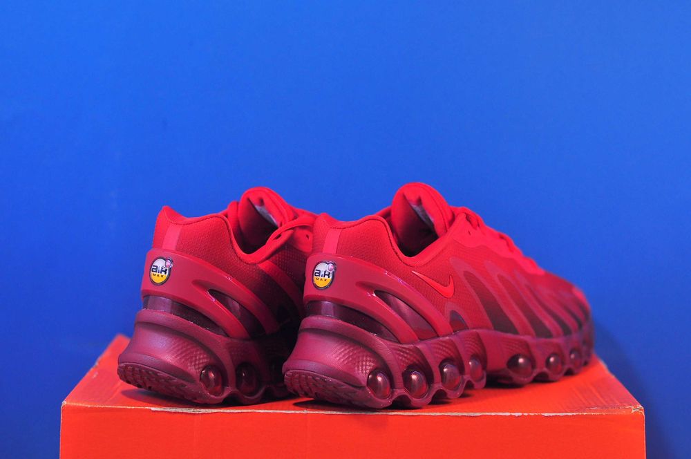 Кросівки Nike Air Max Dn8 Adidas Yeezy Boost 700 Mnvn оригінал