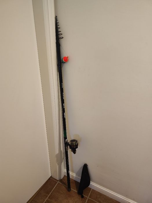 Cana de Pesca "Fuji" 6m + Carreto "Ninja"