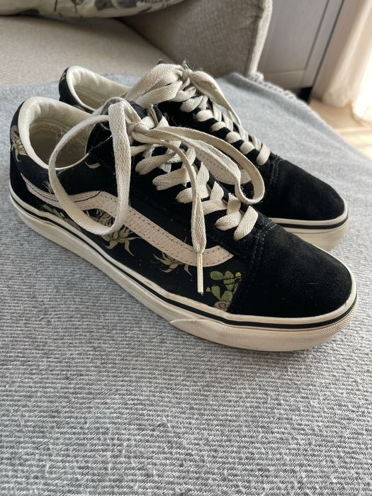 Tramki Vans r. 36,5