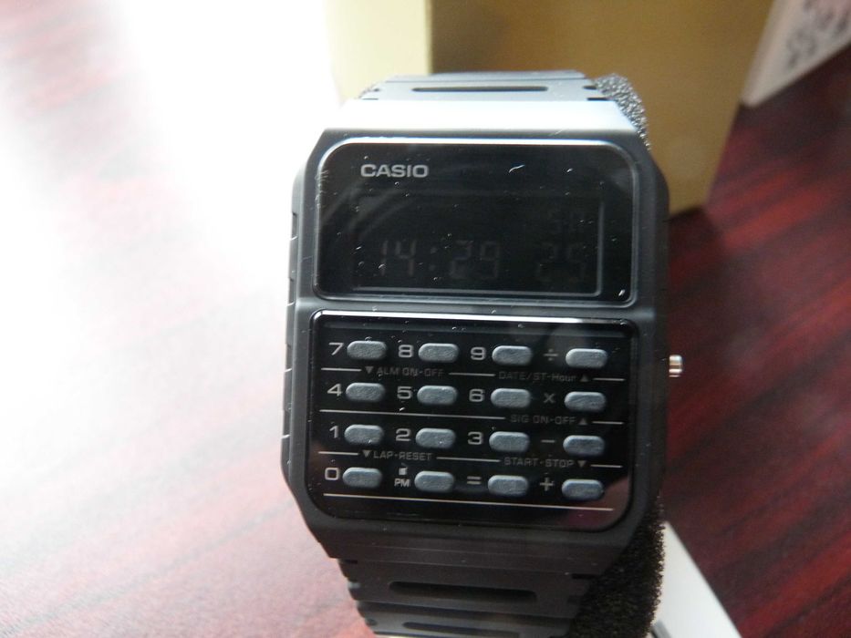 zegarek z kalkulatorem  Casio CA-53WF