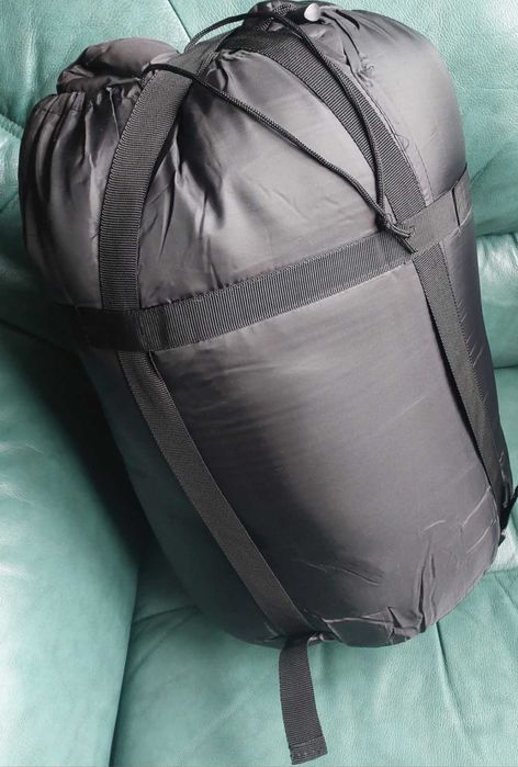 СПАЛЬНИЙ МІШОК КОКОН Чорний з компресійним мішком. Теплий