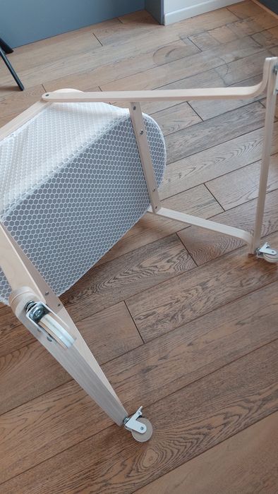 Lozeczko kółkach kołyska niemowlęce wozek  ikea alksvard