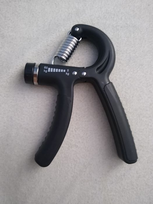 Regulowany ściskacz do rąk 5kg-60kg