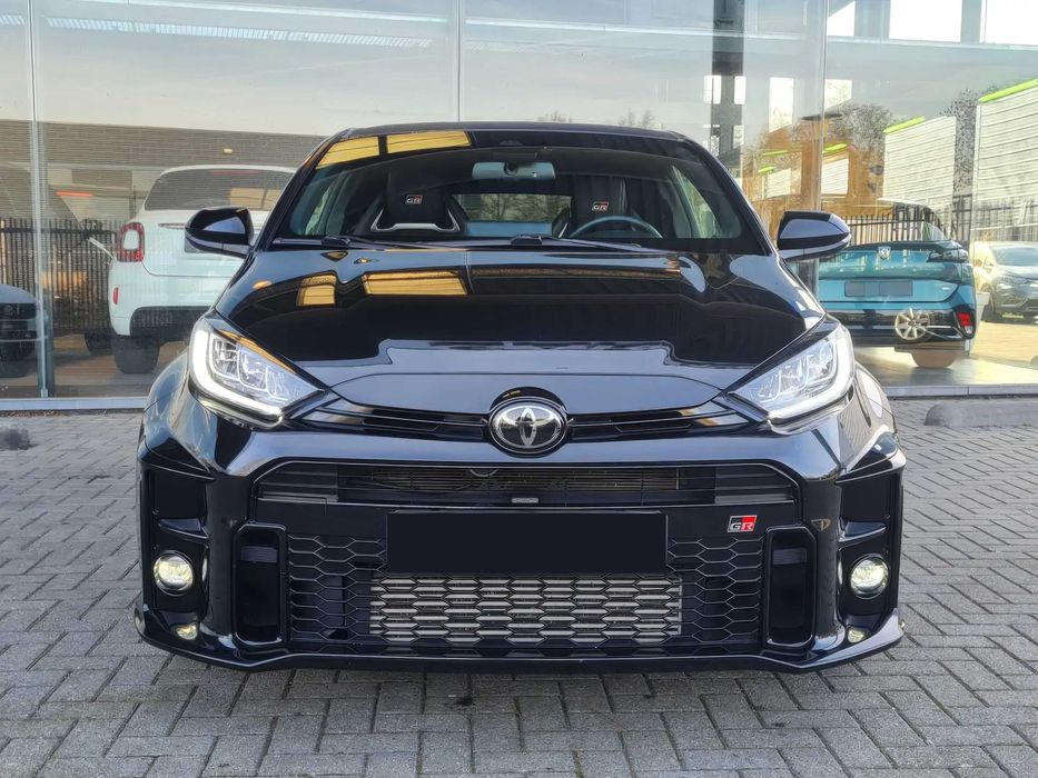 Toyota Yaris      2022