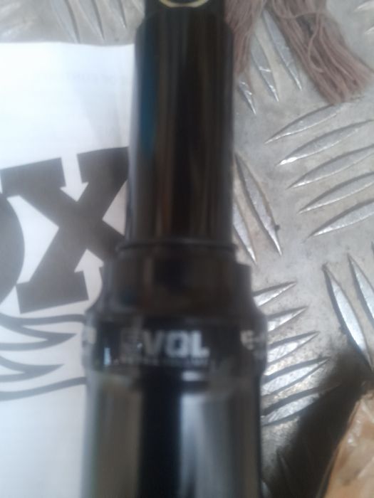Amortyzator fox nowy