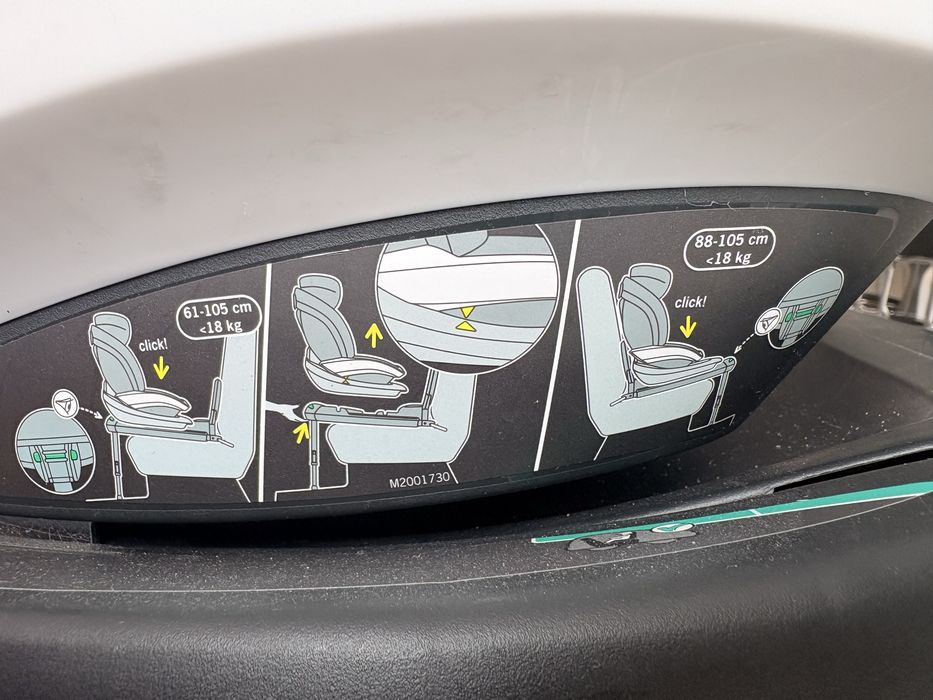 BeSafe 0–4 lata | 2 foteliki + baza ISOFIX + adaptery | komplet