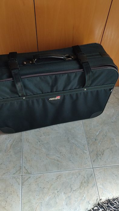Mala de viagem preta