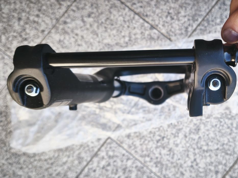 Suspensão dianteira bicicleta