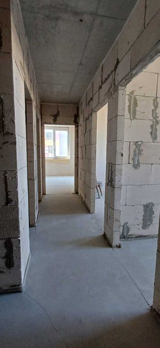 Продаж 2 к. квартири  в сучасному житловому комплексі River City.