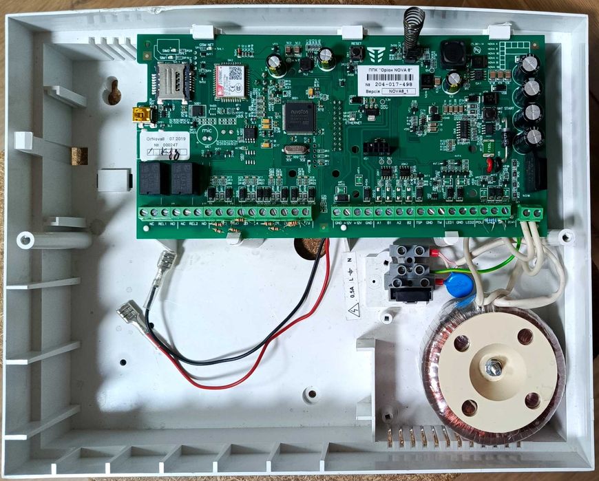 Прибор сигнализации. Охранная централь Tiras  Орион NOVA 8.