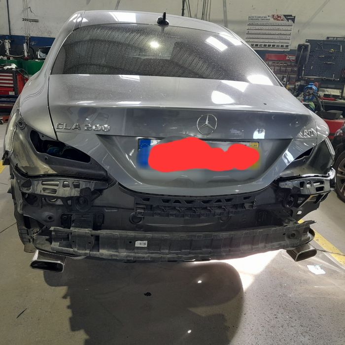 Para-choques mercedes CLA 200