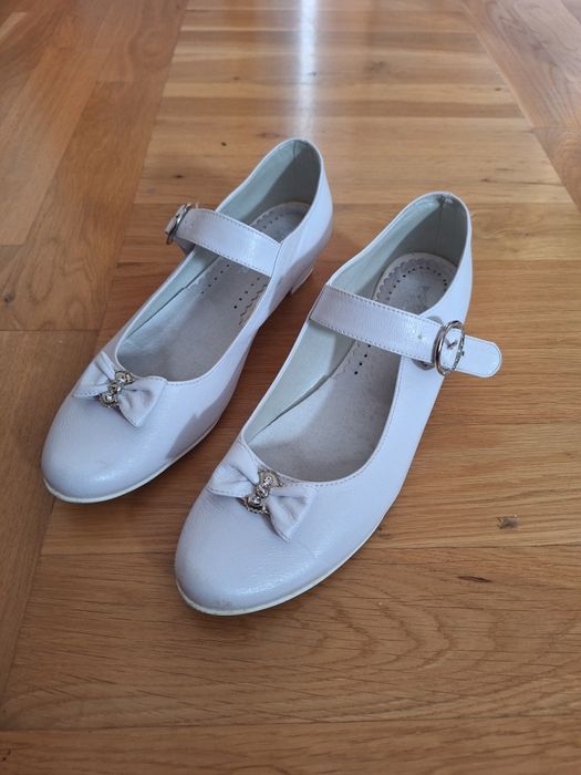 Buty buciki komunia rozm 36