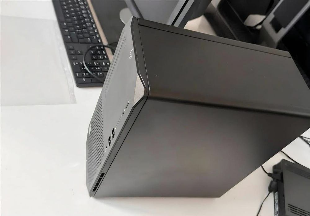 HP Z1 G9 i7 12ª Geração | 32GB RAM | Como Novo