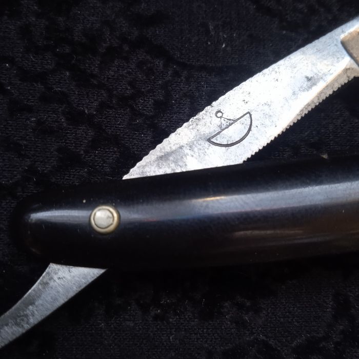 Бритва. Браун. Німеччина.