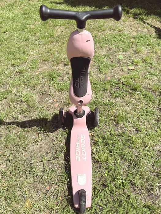 Hulajnoga sccot and rider