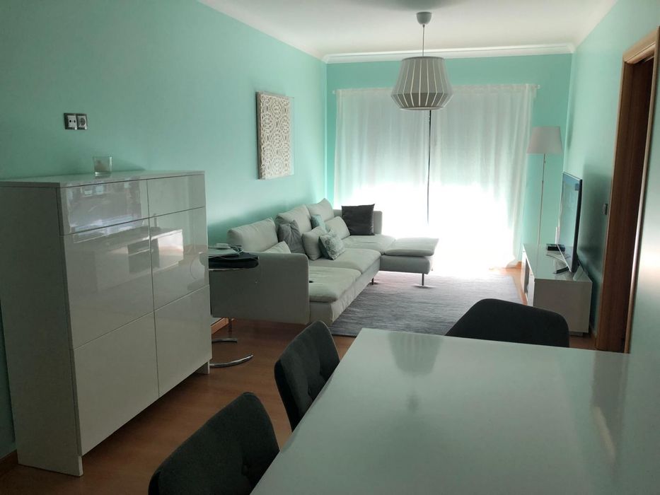 Aparador de sala branco lacado