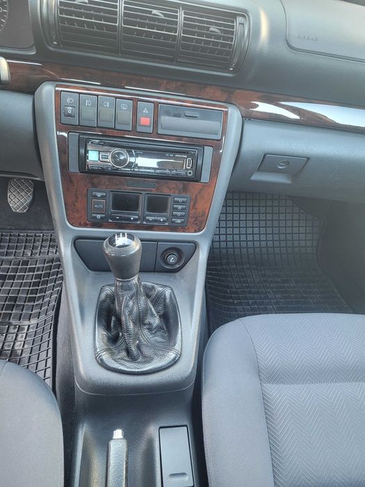 Audi a4 b5 1.6 pb + gaz
