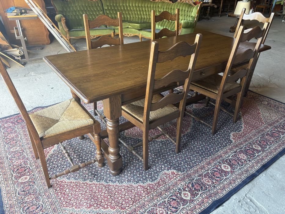 Stół dębowy z 6 krzesłami